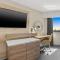 Crowne Plaza Houston Med Ctr-Galleria Area, an IHG Hotel - Standard Queen Room With Two Queen Beds