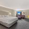 Crowne Plaza Houston Med Ctr-Galleria Area, an IHG Hotel - Standard King Room