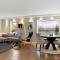Cozy elegant 2bedroom apt w/parking and nice view