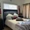 9 wena Ave Guesthouse