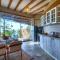 Marmot Hill Apartment, loft for 2, Las Pocitas