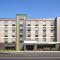 Home2 Suites By Hilton Milwaukee West