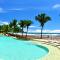 SecretJaco - Luxury Beach Front Penthouse with Pool & Jacuzzi