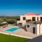 Villa Ava