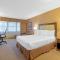 Best Western Plus Emerald Isle Hotel