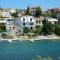 Vrilo Beachfront Small Cove Retreat