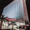 Tropicana Las Vegas a DoubleTree by Hilton Resort & Casino - Free Parking