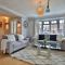 Large 4 Bed House near River Thames