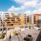 Flatbook - City Center Apartments Brabank with Parking