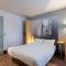 B&B HOTEL CHARTRES Le Forum