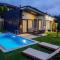 Vital Home Sapanca Isıtmalı Havuzlu Villa&Bungalov