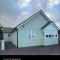 Green 3 bed bungalow with en-suite and parking