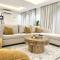Luxurious 3 Bedroom Apartment - 5 minutes to Boulevard
