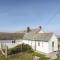 Druidsmoor - Sea Views-sleeps 8-Ravenspoint road