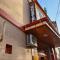 QAMAR family guest house