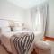 D10 Beach Apartment by Wave Properties