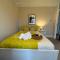 Modern 2 Bed Flat - 15 Mins to London Bridge & Victoria Sleeps 4