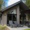 Beautiful lodge with sauna, located in a holiday park in Brabant