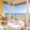 Great Location and Frontal Sea View Fuengirola
