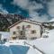 Romantic standalone 5 room cottage in Valposchiavo