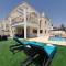 PRIVATE POOL, 3BR GARDEN APARTMENT, AQUARELLE