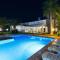 Luxury Villa Premium Salinas