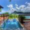 Aqua Oceanfront Hotel Resort