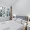 Vienna Chic Residences #Suite 6 * Brand New *