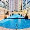 Deluxe Queen 1BR Luxury Suite 17 - Pool, City View