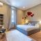 Flower House - Oltrarno Collection