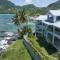 VallonEnd Beachfront villa with excellent view