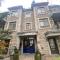 ApartHotelMontreal by Les Terrasses Saint Urbain 2225I2