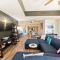 Hilton Pool Pass Included - Luxe Villa