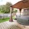 Seadream Luxury Holiday Home with Hot Tub Sleeps 6