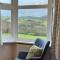 Panoramic Peak Views 3 Bed Log Burner Walks from Door