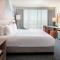 Hotel Landy Orlando Universal Blvd, a Tribute Portfolio Hotel - King Room