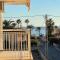 Amplio apartamento junto al mar