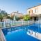 Luxury Duplex Villa w Pool and Garden in Alacati