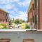Langley Park 2BR CBD Character Apt with FREE Parking