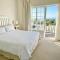 8 Settler Sands Beachfront Accommodation Sea View