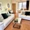 6 Guests - 3 Bed House in Chester-le-Street