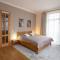 Executive 2-Bdrm central suite