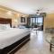 OF Escape, Full Kitchen, 1st Floor, King Bed