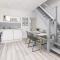 Flatzy - Modern 3 Bedroom Home in City Centre