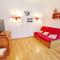 Le Bouquetin, Studio, centre Luchon, wifi, casier à skis, ascenseur, 3 personnes