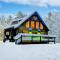 Ski Chalet 6 min to Sunday River - Hot Tub, Home Theater, Game Room, Fire Pit - Sleeps 12