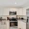 Charming Oasis Near Downtown and Beach