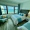 2 Beds - Beachfront, Pool & Ocean Access