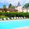 Hotel Logis - Chateau de Beauregard