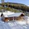 Accessible Nature Cabin with Lake & Mountain Views - Solstråle Hytte